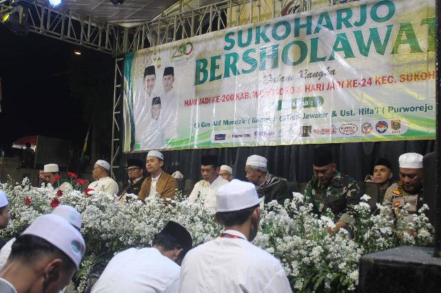 SUKOHARJO BERSHOLAWAT